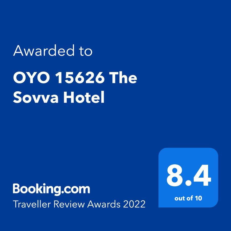 Oyo 15626 The Sovva Hotel Morjim Exteriér fotografie